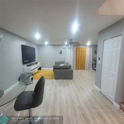 9210 NW 14th Street Hollywood FL 33024