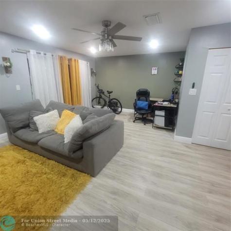 9210 NW 14th Street Hollywood FL 33024