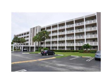 1075 Riverside Drive Coral Springs FL 33071