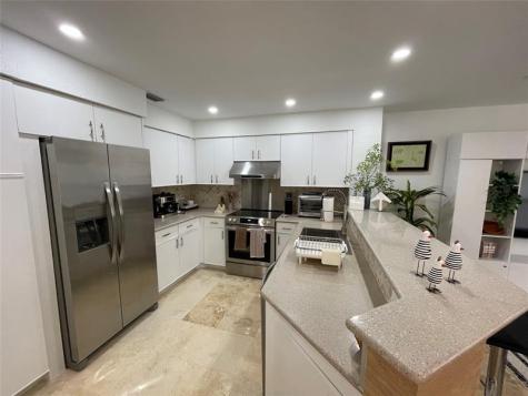 2044 NW 52nd Street Boca Raton FL 33496