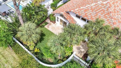 2044 NW 52nd Street Boca Raton FL 33496