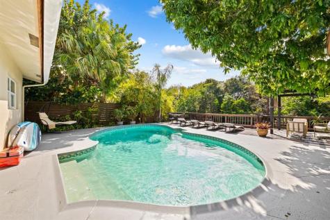 1724 NW 36th Court Oakland Park FL 33309