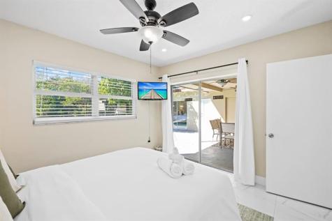 1724 NW 36th Court Oakland Park FL 33309
