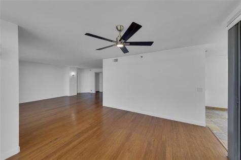 3500 Mystic Pointe Drive Aventura FL 33180