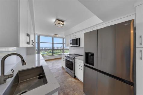 3500 Mystic Pointe Drive Aventura FL 33180