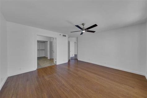3500 Mystic Pointe Drive Aventura FL 33180