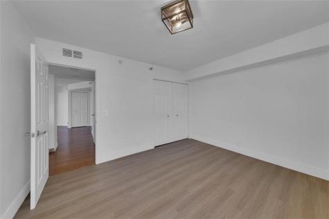 3500 Mystic Pointe Drive Aventura FL 33180