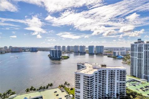 3500 Mystic Pointe Drive Aventura FL 33180