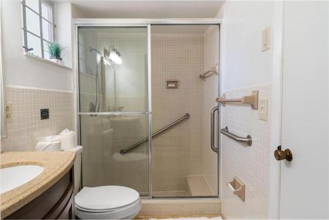 3221 S Spanish River Drive Lauderdale By The Sea FL 33062