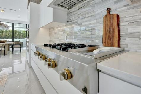 1111 SE 9th Avenue Fort Lauderdale FL 33316