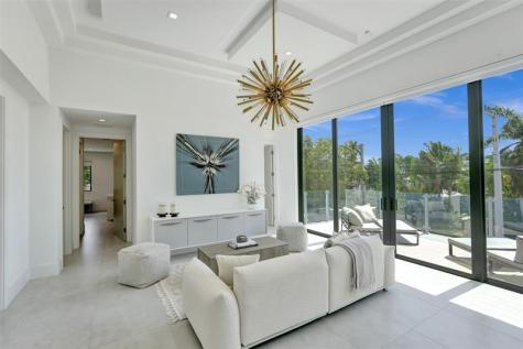 1111 SE 9th Avenue Fort Lauderdale FL 33316