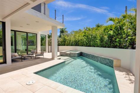 1111 SE 9th Avenue Fort Lauderdale FL 33316