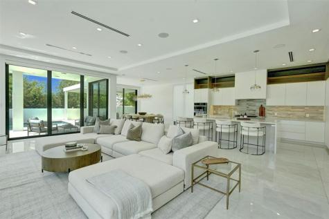 1111 SE 9th Avenue Fort Lauderdale FL 33316