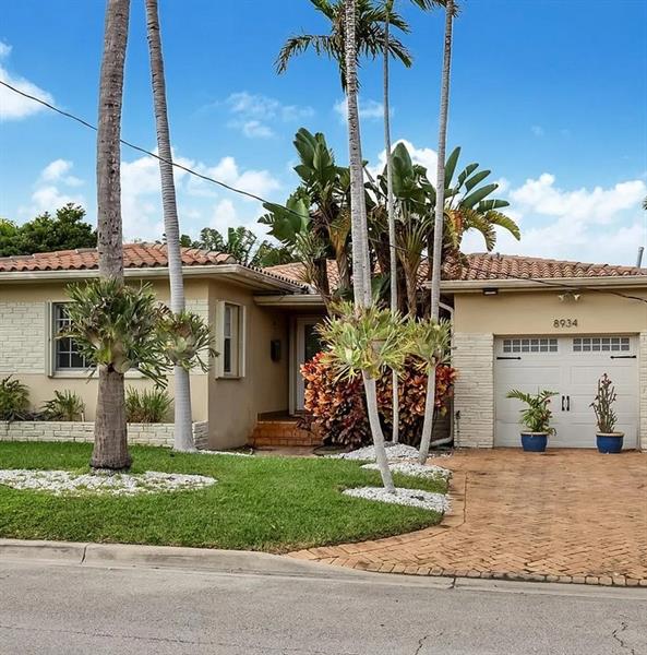 8934 Emerson Avenue Bay Harbor Islands FL 33154