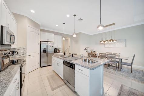 3824 NW 89th Way Coral Springs FL 33065