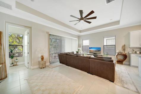 3824 NW 89th Way Coral Springs FL 33065