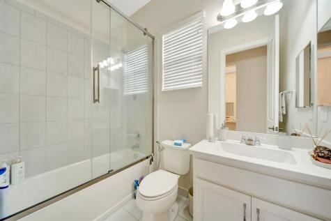 3824 NW 89th Way Coral Springs FL 33065