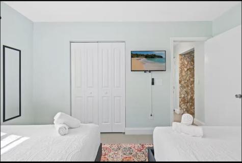 304 SE 4th Street Dania Beach FL 33004