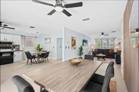 304 SE 4th Street Dania Beach FL 33004