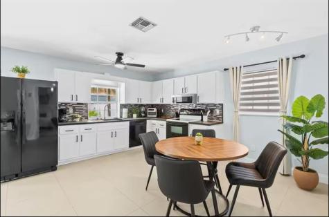 304 SE 4th Street Dania Beach FL 33004