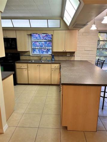 244 SW 3rd Place Dania Beach FL 33004