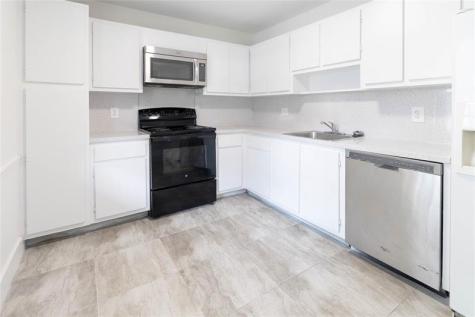 4007 N Cypress Drive Pompano Beach FL 33069