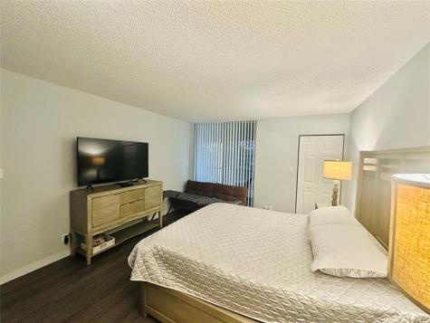 3341 NW 47th Terrace Lauderdale Lakes FL 33319