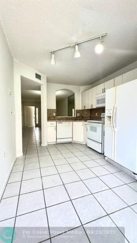 2125 NW 77th Way Pembroke Pines FL 33024