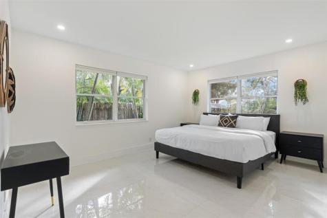 1409 NE 2nd Avenue Fort Lauderdale FL 33304