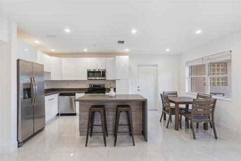 1409 NE 2nd Avenue Fort Lauderdale FL 33304