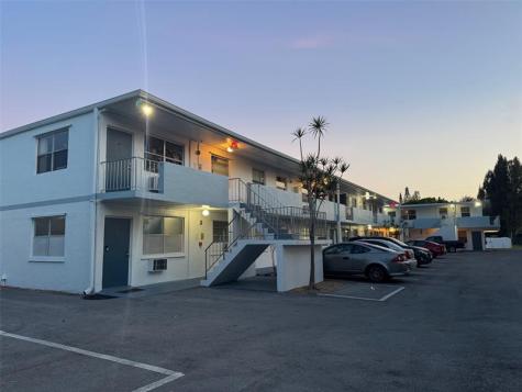 3211 SW 44th Street Fort Lauderdale FL 33312