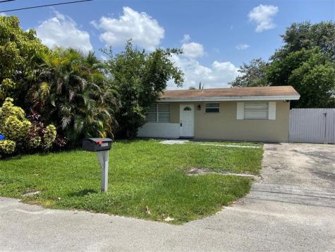 6902 SW 15th Street North Lauderdale FL 33068