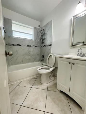 6902 SW 15th Street North Lauderdale FL 33068