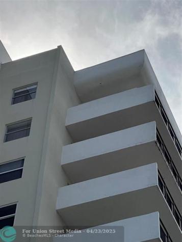 401 Golden Isles Drive Hallandale Beach FL 33009