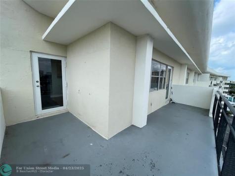 401 Golden Isles Drive Hallandale Beach FL 33009