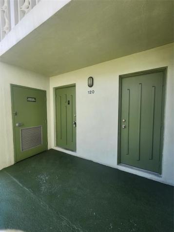 4200 NW 3rd Court Plantation FL 33317