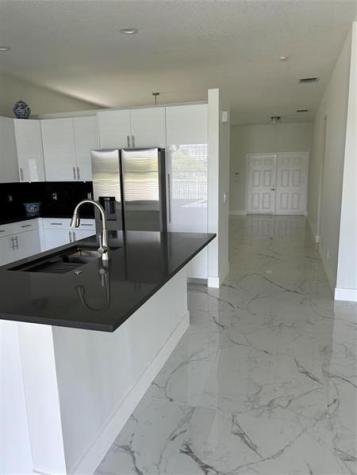 4211 NW 44th Terrace Coconut Creek FL 33073
