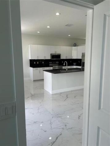 4211 NW 44th Terrace Coconut Creek FL 33073