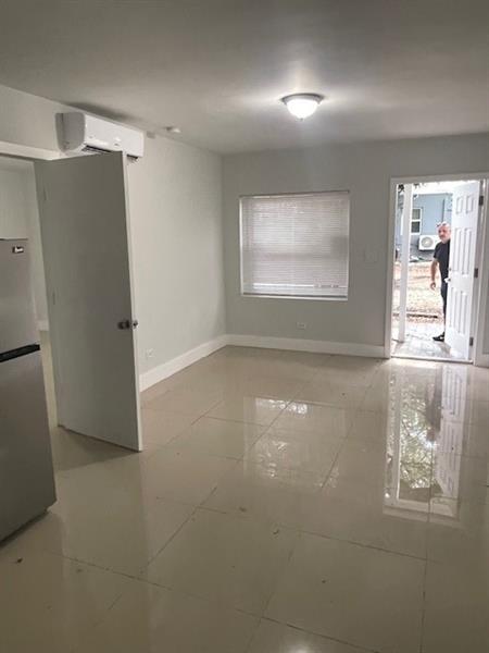 12322 NE 6th Avenue North Miami FL 33161