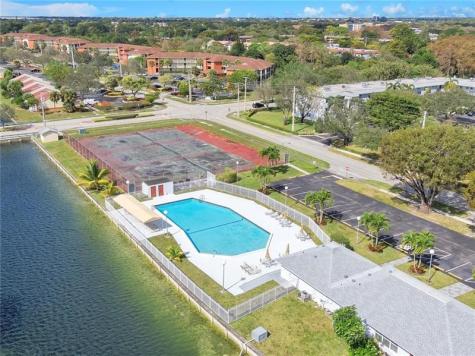 8305 NW 61 Street Tamarac FL 33321