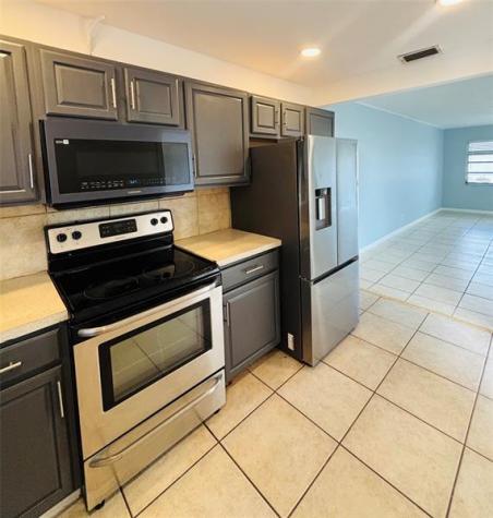 2671 NW 65th Avenue Margate FL 33063