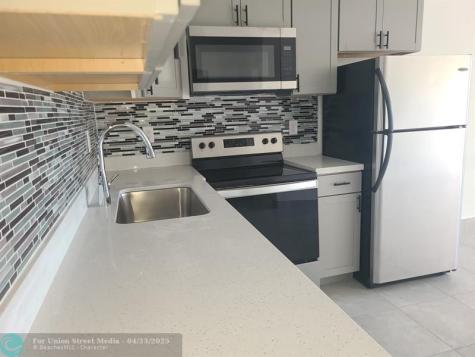 2719 Lincoln Street Hollywood FL 33020