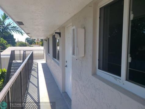 2719 Lincoln Street Hollywood FL 33020