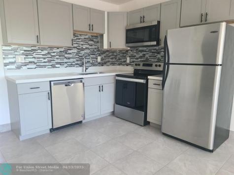 2719 Lincoln Street Hollywood FL 33020