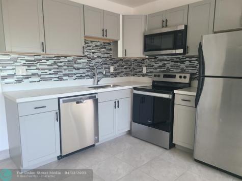 2719 Lincoln Street Hollywood FL 33020