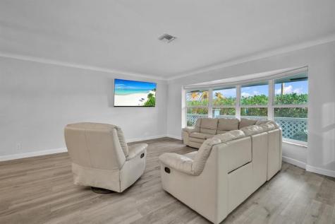 1421 NE 54th Street Fort Lauderdale FL 33334