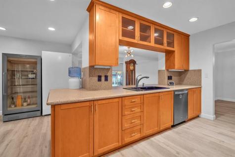 1421 NE 54th Street Fort Lauderdale FL 33334