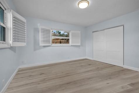 1421 NE 54th Street Fort Lauderdale FL 33334
