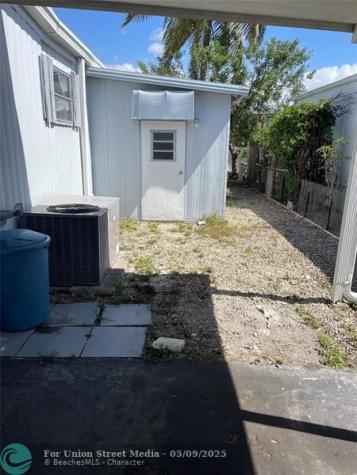 2875 SW 58th Street Dania Beach FL 33312