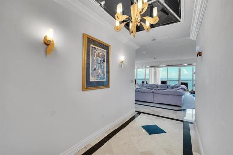 6001 N Ocean Drive Hollywood FL 33019